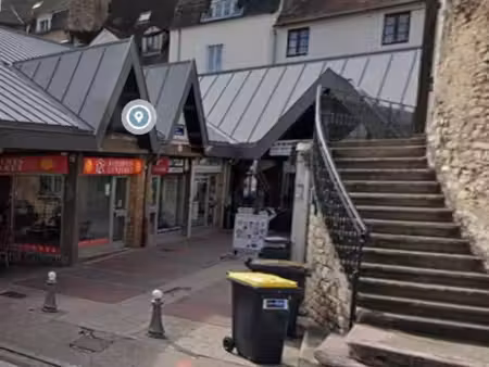 local commercial 47 m²