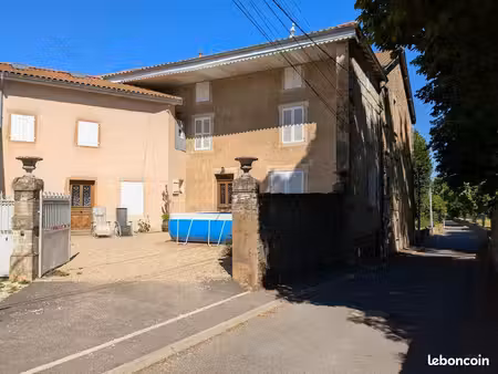 maison de village 9 pièces 225 m²