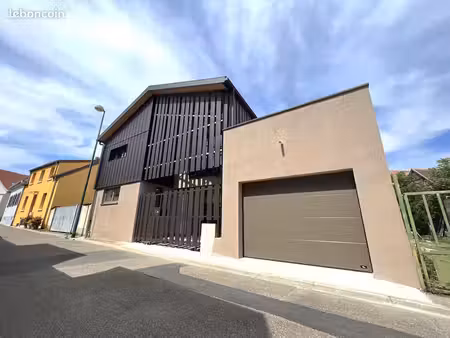 maison 5 pièces 102 m²