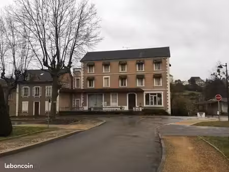 immeuble aux multiples possibilités