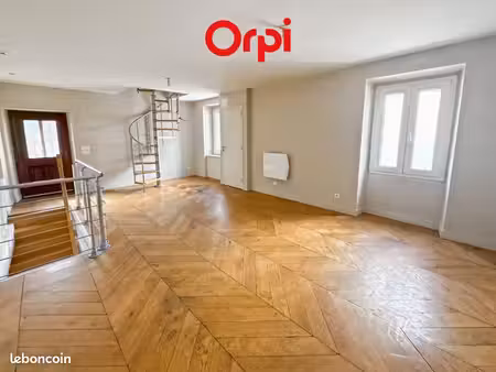 maison 2 pièces 63 m²
