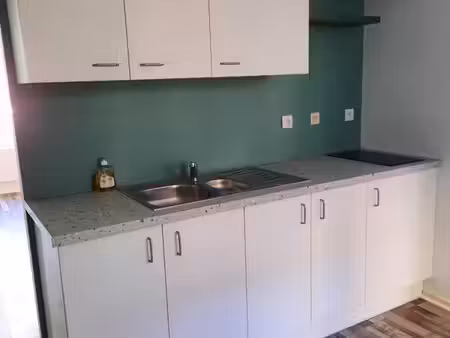 loue f1bis centre elbeuf