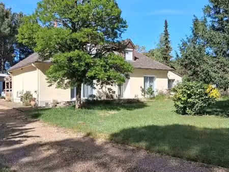 pavillon 7 pièces 150 m²