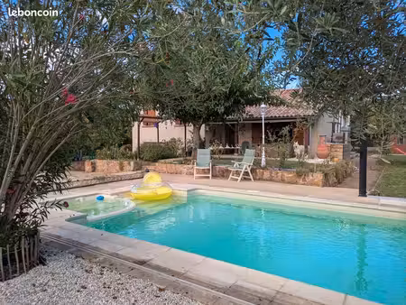 maison rénovée avec piscine