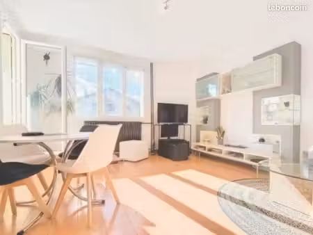 superbe 2p meublé 50m² avec loggia