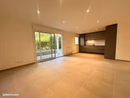 appartement 3 pièces 66 m²