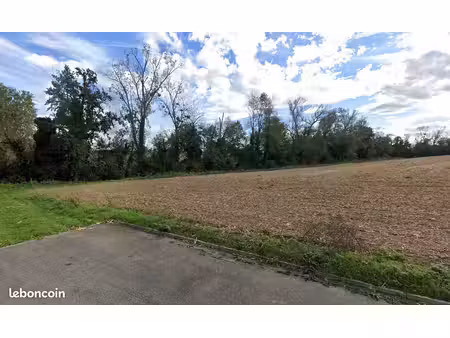 terrain 650 m² francheleins