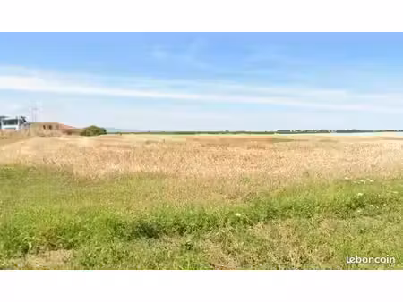 terrain 749 m² ars sur formans