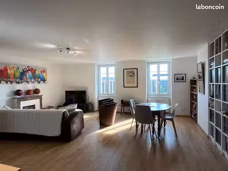 appartement 3 pièces 82 m²