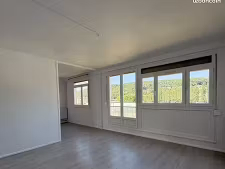 f3 rénové 68 m² – 2 chambres  possibilité 3 – résidence sécurisée