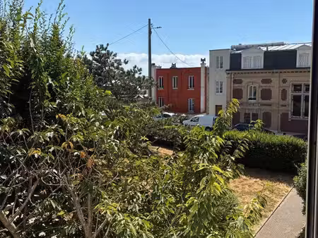 très beau studio - saint-vincent