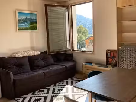 saint-jean-de-sixt – 44 m² rénové et fonctionnel – proche centre village – 2 espaces nuit 