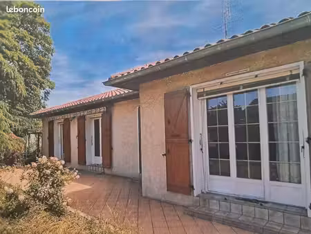 maison traditionnelle péronnas
