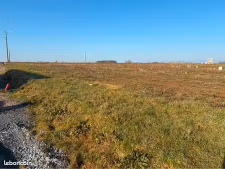 terrain 847 m² cideville