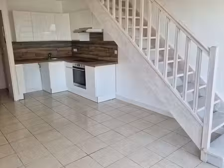 t3 duplex