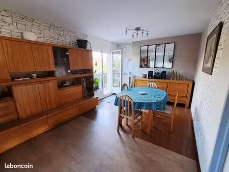 vente bel appartement situé dans résidence calme