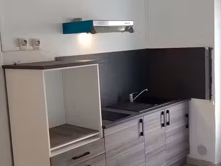 loué maison 3 chambres