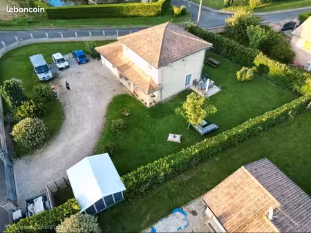 maison ? 105 m2 laiz