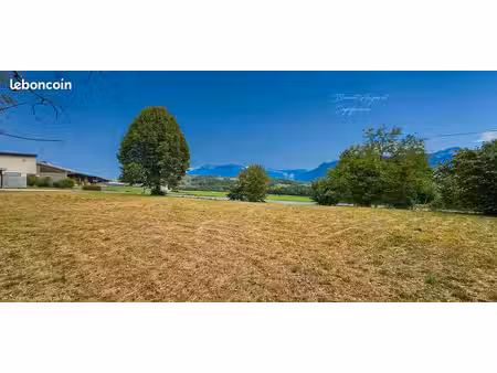 terrain 1 054 m² groisy