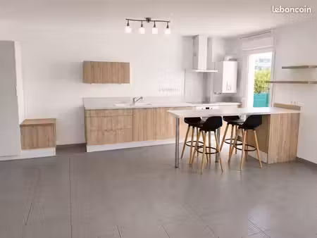 t2 de 49 m² avec 81 m² de jardins – résidence récente – barby (73230) - possibilité garage