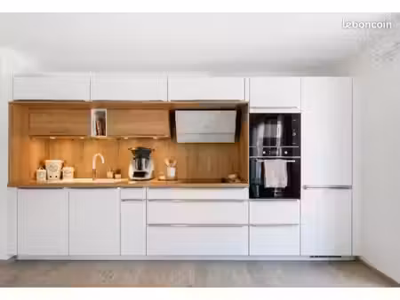 magnifique t3 récent avec balcon / garage + cave