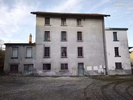 maison 4 pièces 440 m²