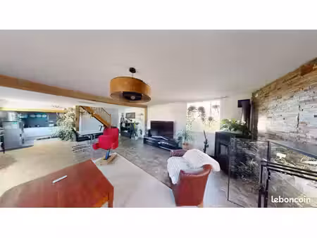 maison 3 pièces 100 m²