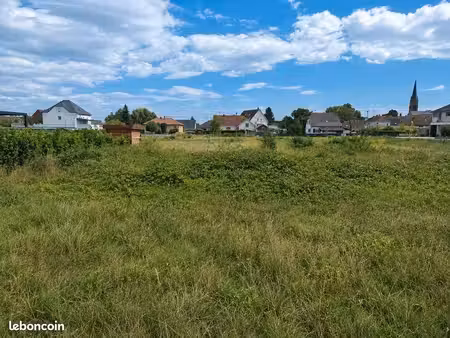 terrain 650 m² breaute