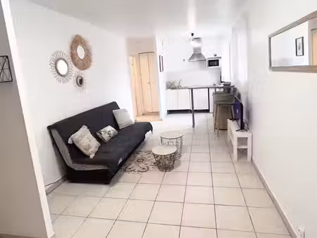 studio meublé 27 m² – 800 m des plages – le pradet