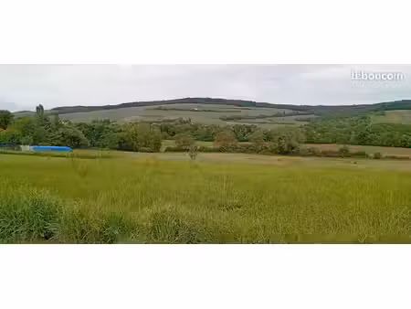 terrain 700 m² crezancy
