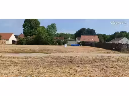 terrain à bâtir 600 m² – 18 6 m de façade – 7 min de fismes