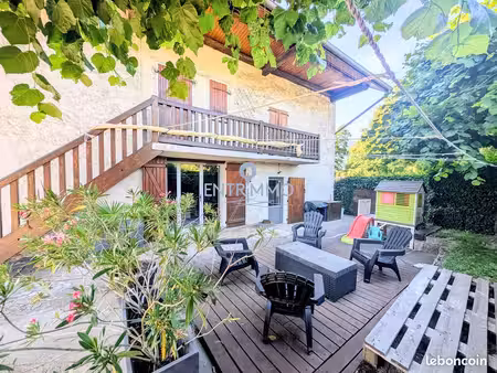 propriété 6 pièces 149 m²