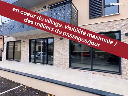 local commercial 116 m² jassans-riottier