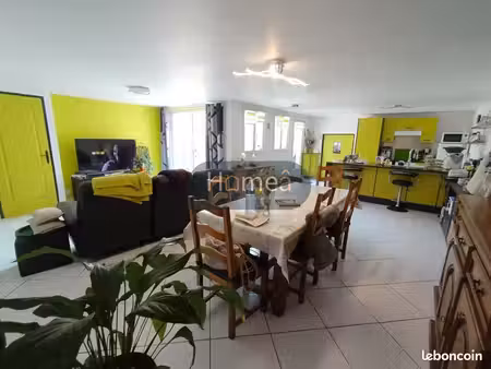 maison 5 pièces 140 m²