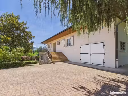 grande maison 240 m²