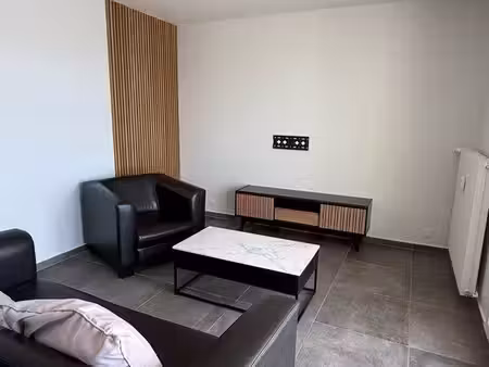 appartement t3 71 m² rénové – balcon sans vis-à-vis + garage – st-denis-lès-bourg