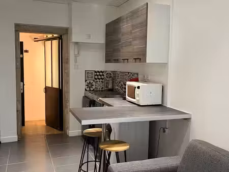 studio meubléé