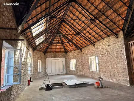 plateau de 90 m2 à aménager