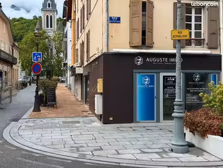 local commercial