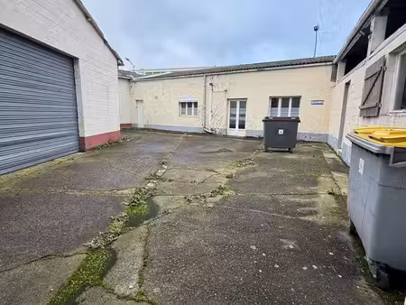 local professionnel / entrepôt 170 m² centre ville