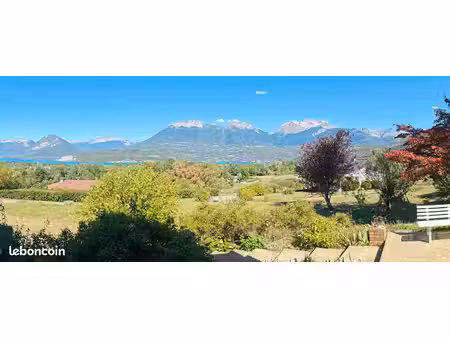 grande villa – vue exceptionnelle – lac d’annecy