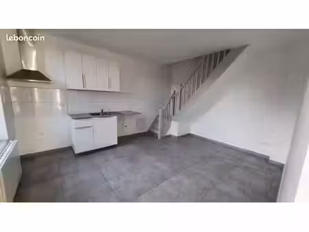 maison refaite guise 2 chambres et un bureau
