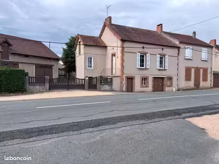 maison rénovée avec appartement  garage 100 m² et hangar