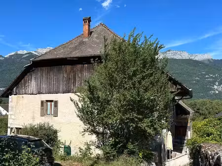 grande maison savoyarde à louer