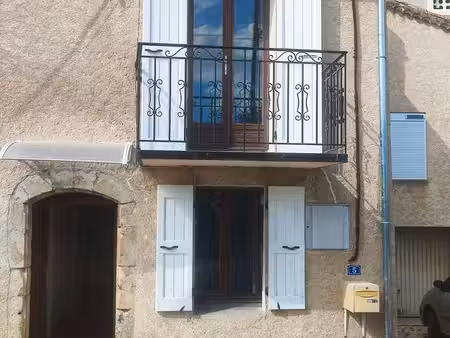 loue maison de village t4  106m2  795 hors charges (edf et eau)