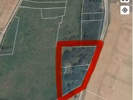terrain de loisirs de 1820 m² sur deux parcelles