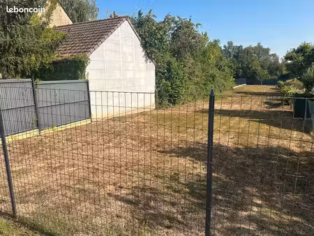 terrain constructible de 650m2