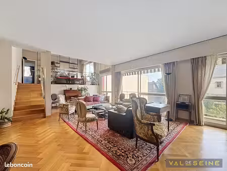 appartement 4 pièces 126 m²