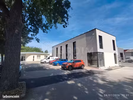 bureaux 161 m² moneteau
