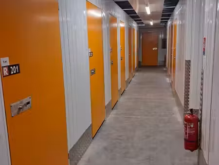 box de stockage de 1 à 25m²